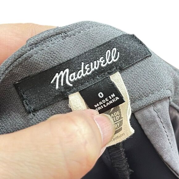 Welcome to my closet! - Picture 9 of 9